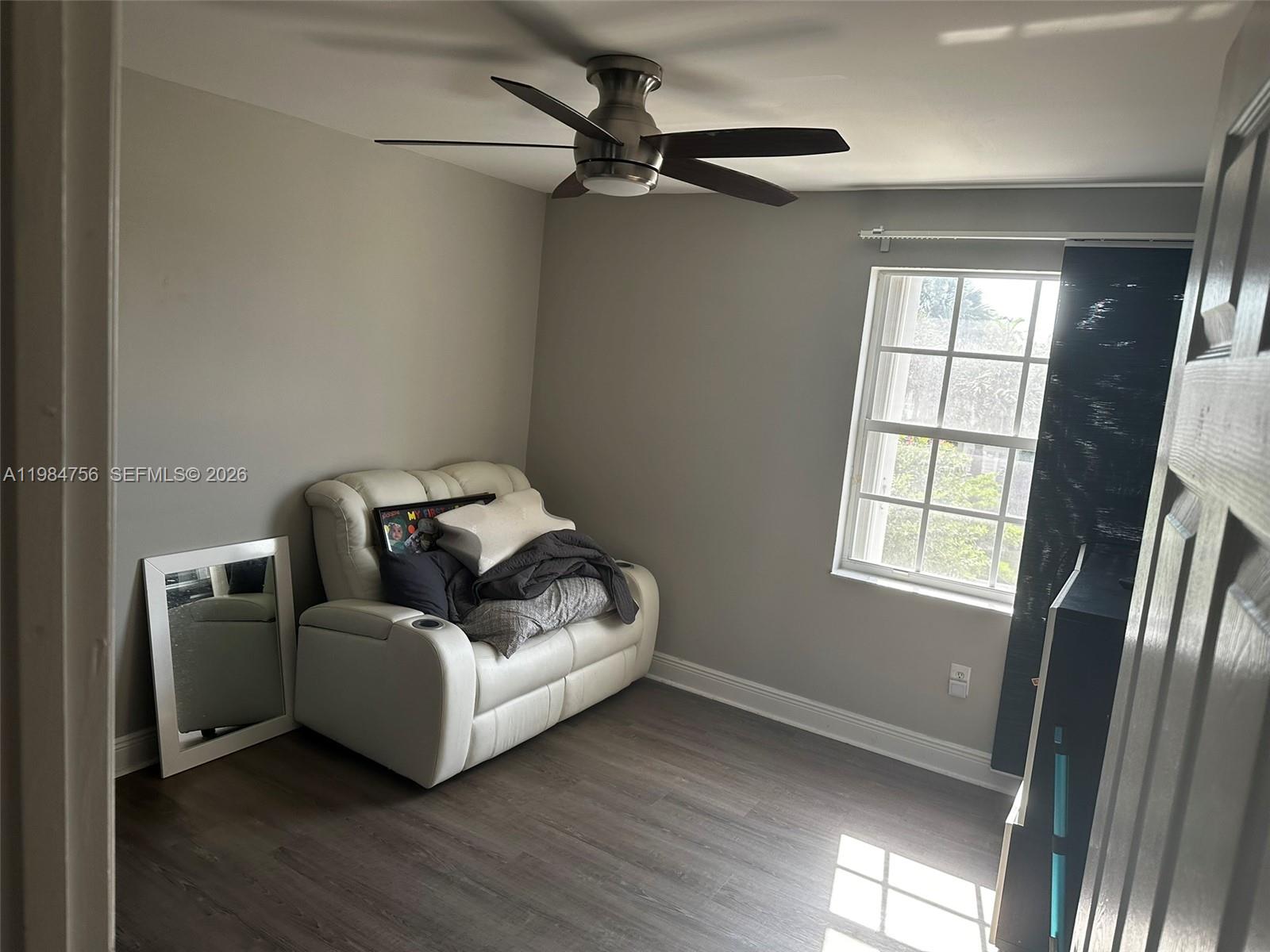 TOWNGATE - Residential