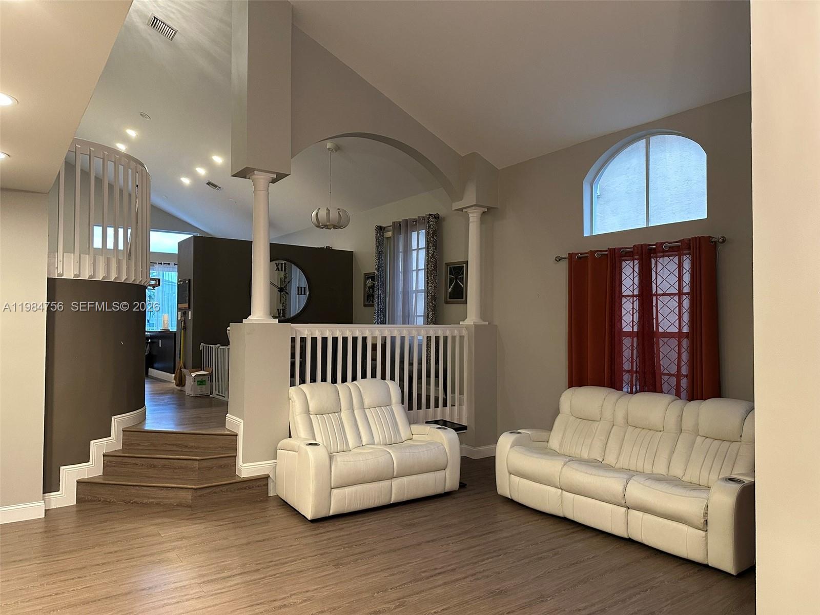 TOWNGATE - Residential