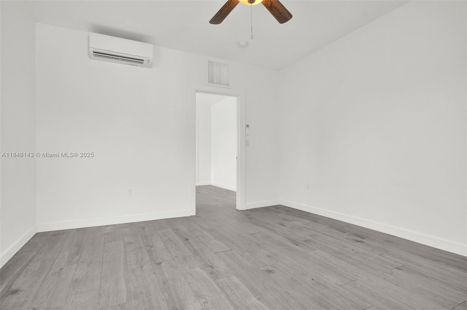 600 NW 25th Ct