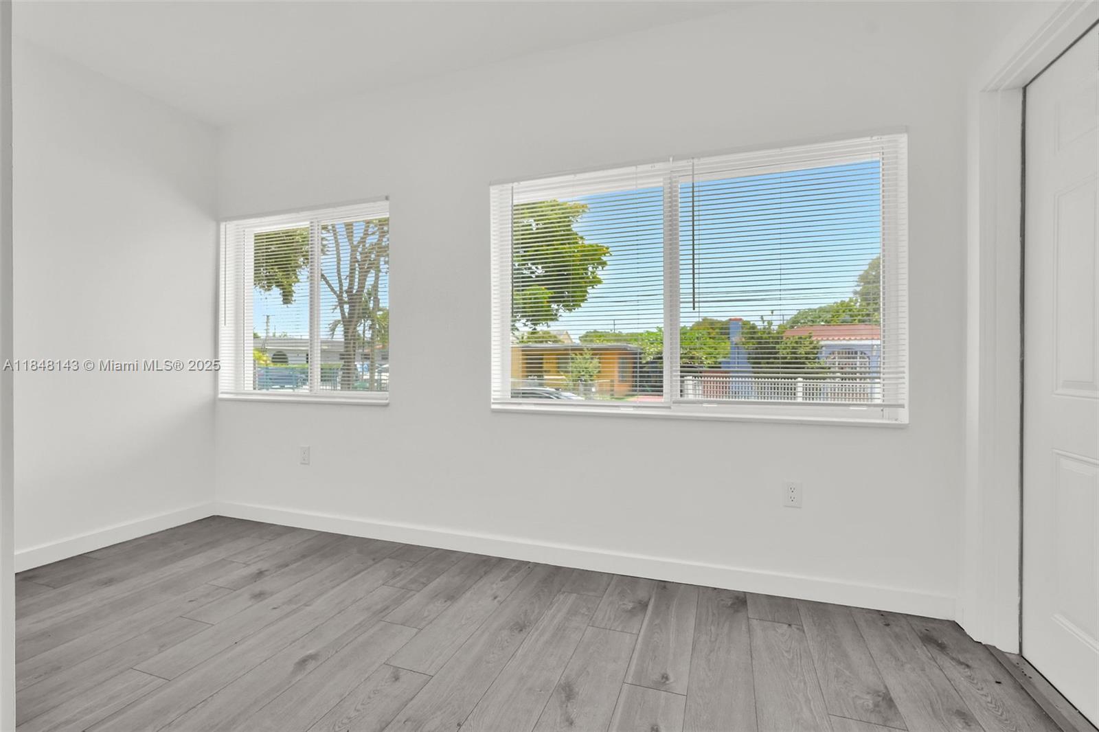 AUSTIN HEIGHTS - Residential Income