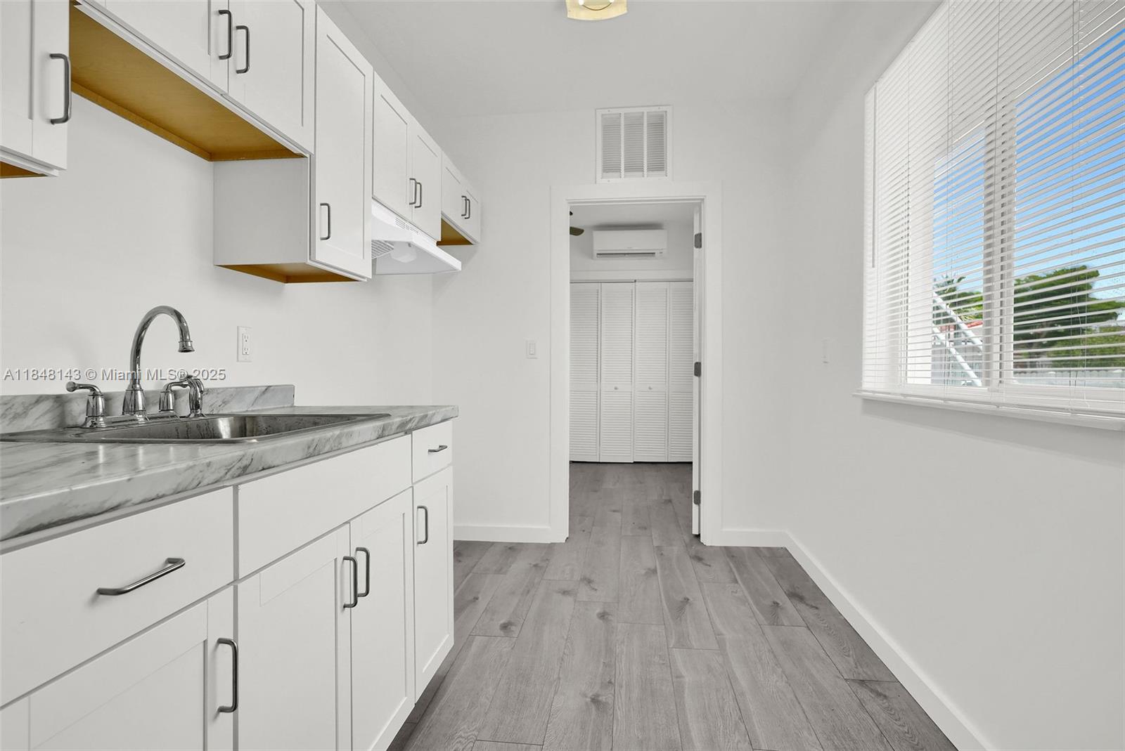 AUSTIN HEIGHTS - Residential Income