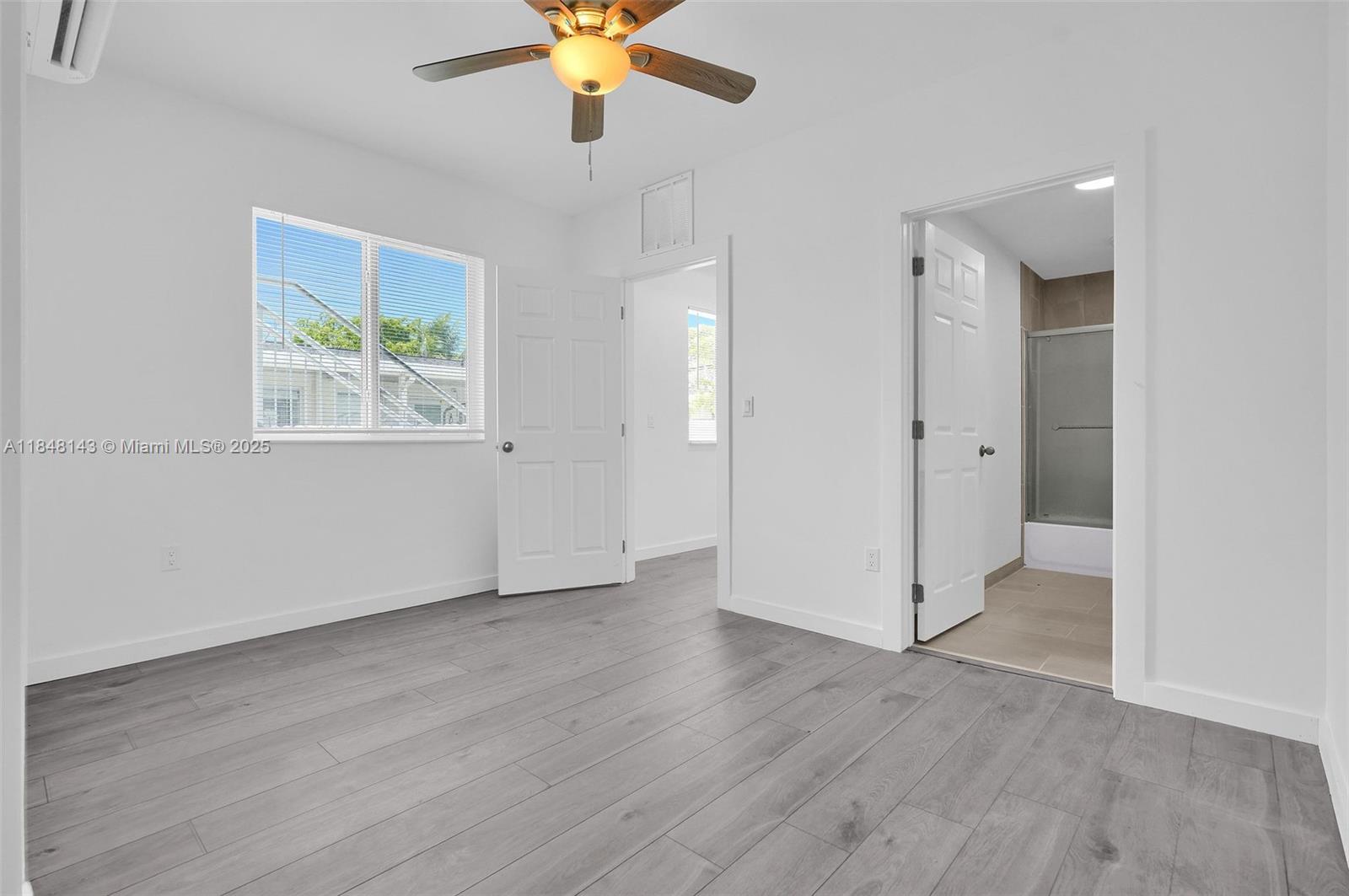 600 NW 25th Ct