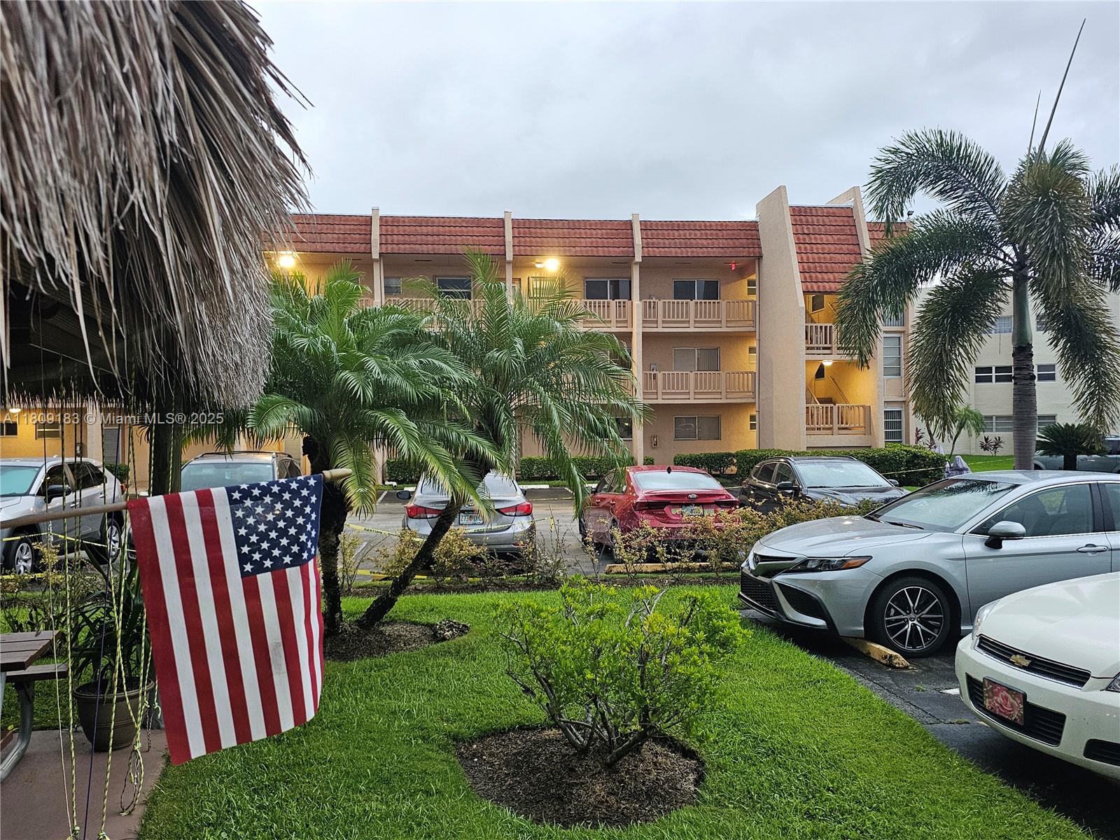 6850 R O Y A L Palm Bl 209-G, Margate, Broward County, Florida - 1 Bedrooms  
2 Bathrooms - 