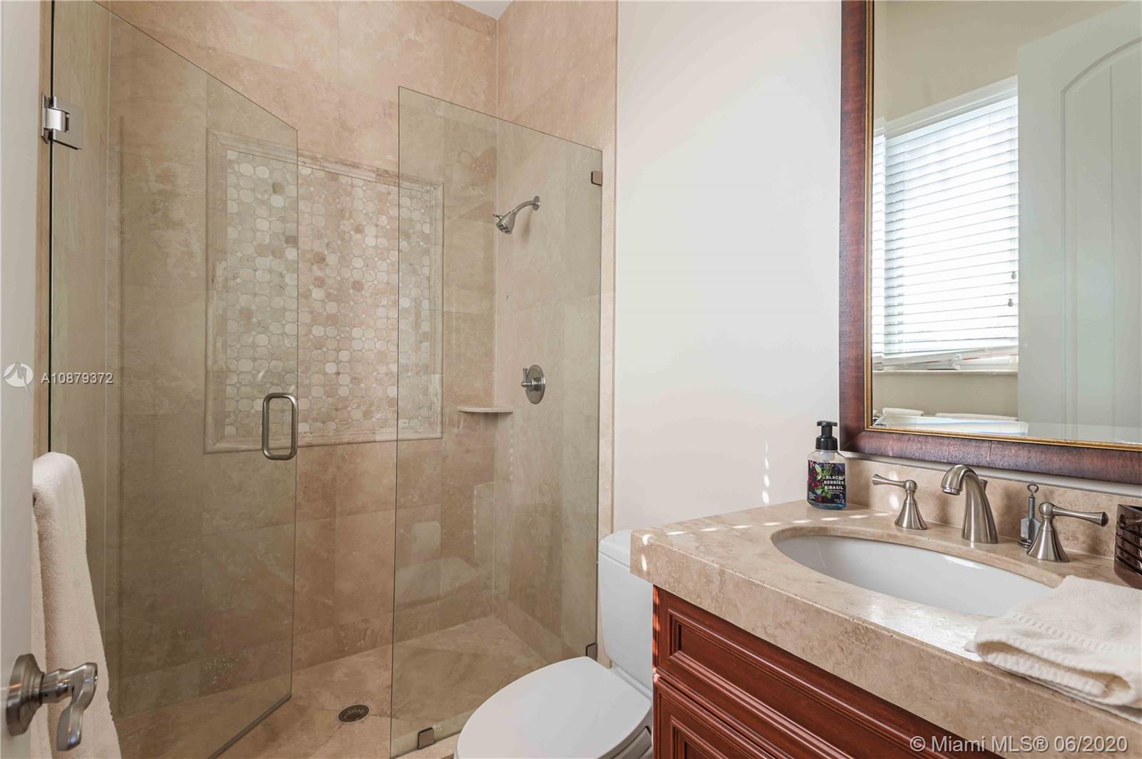 LAUDERDALE HARBORS SEC A - Residential