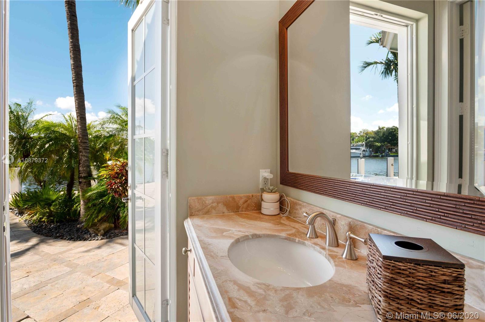 LAUDERDALE HARBORS SEC A - Residential