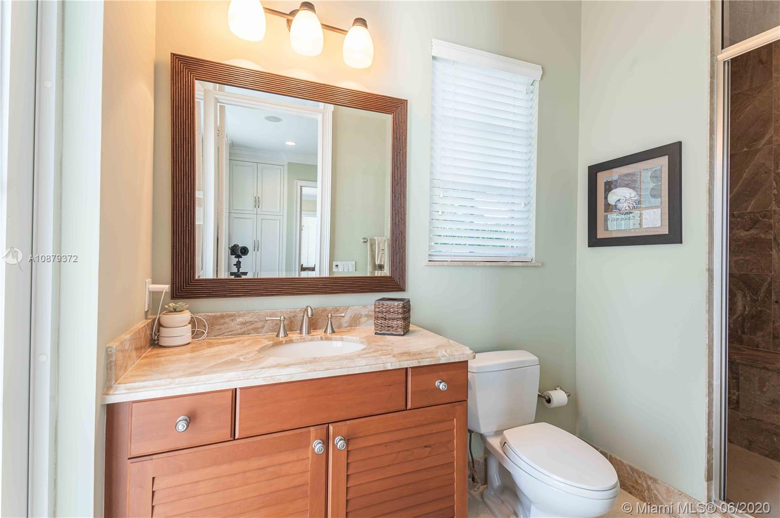 LAUDERDALE HARBORS SEC A - Residential