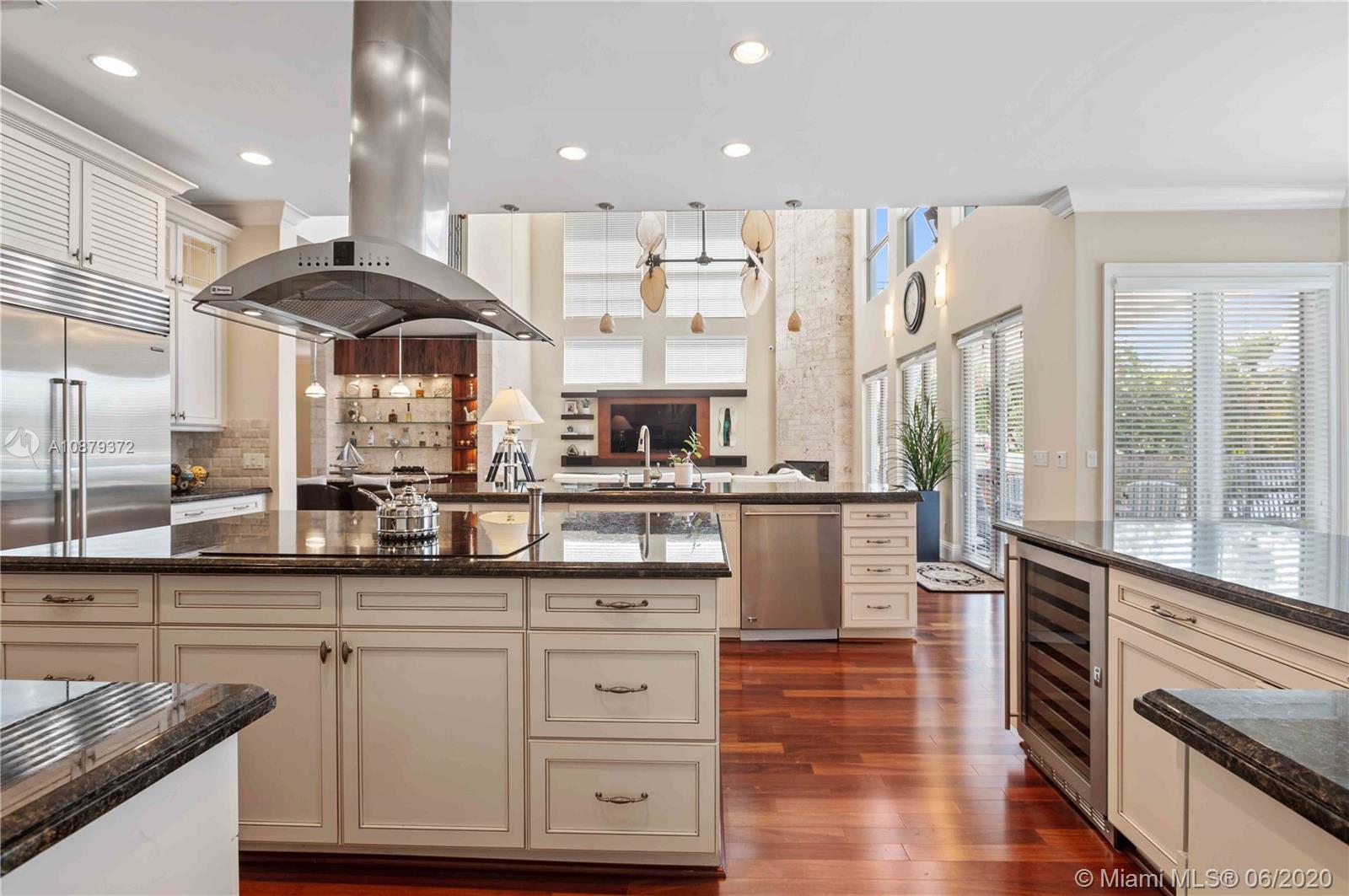 LAUDERDALE HARBORS SEC A - Residential