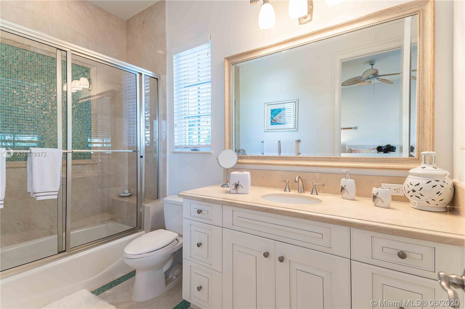 LAUDERDALE HARBORS SEC A - Residential