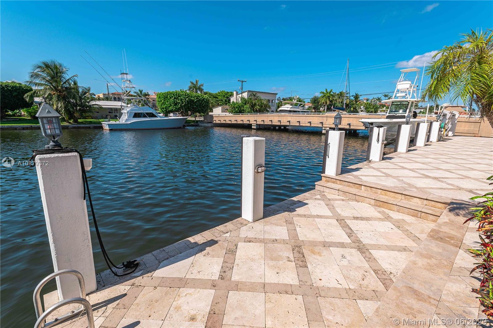 LAUDERDALE HARBORS SEC A - Residential