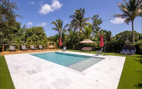 A home in Biscayne Park