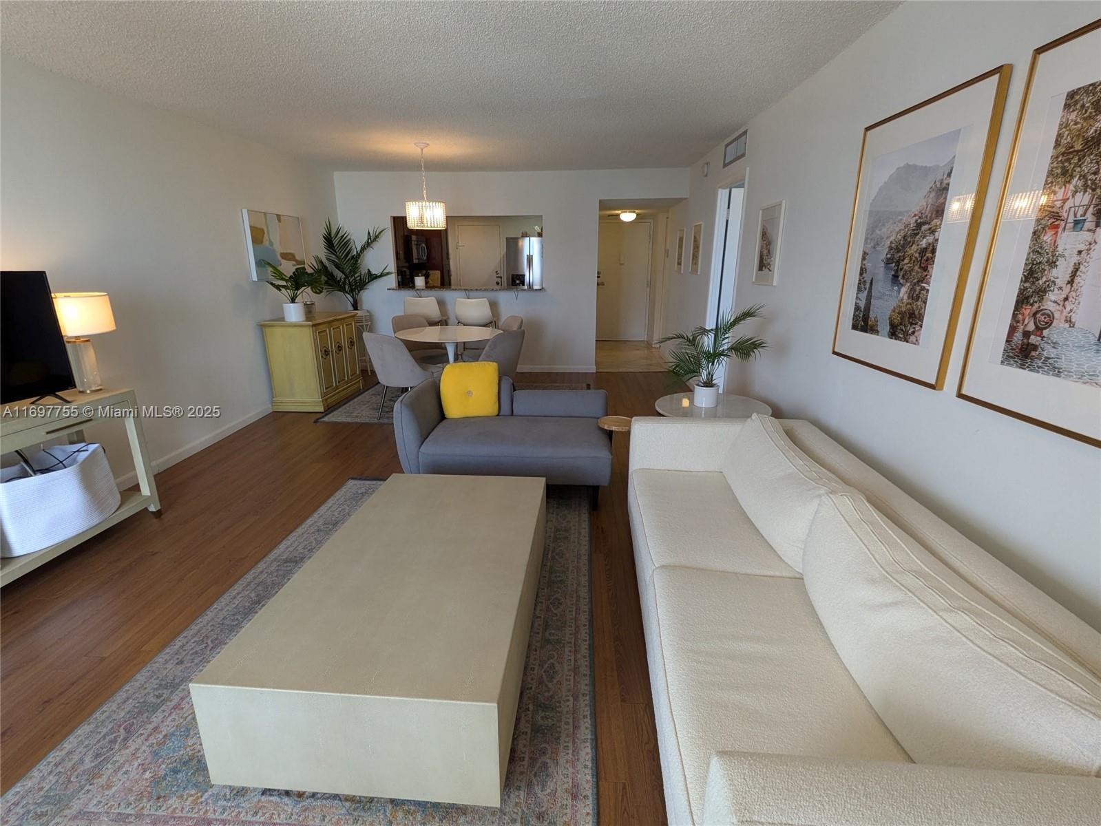 GOLDEN HORN CONDO - Residential