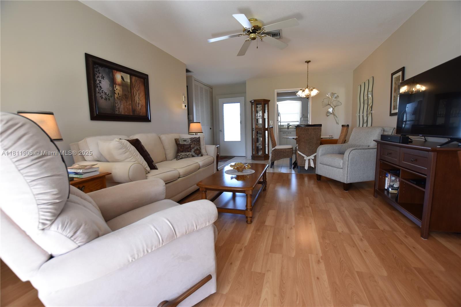 2862 W Crosley Dr C