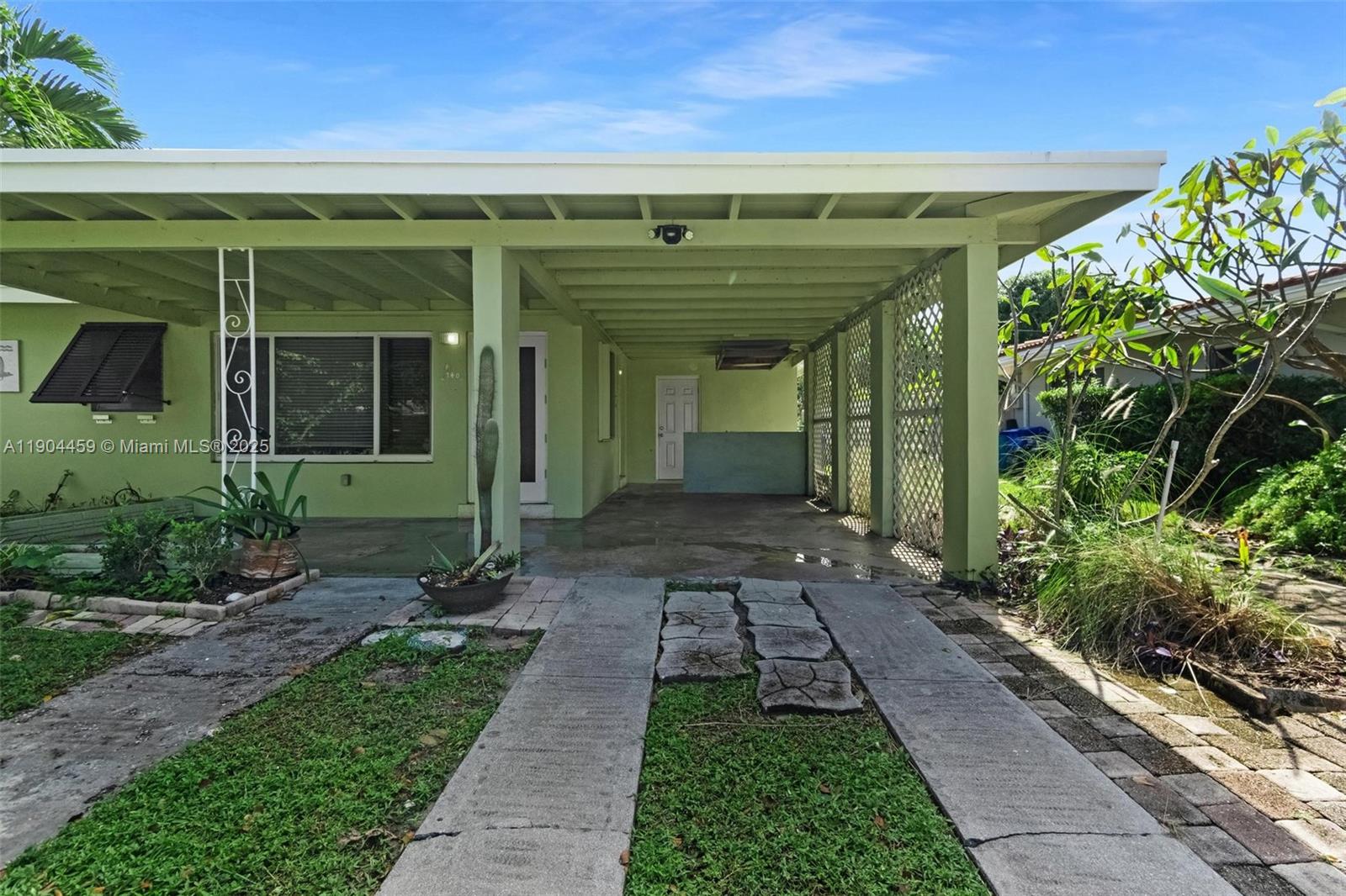 TOD ACRES COUNTRY CLUB SE - Residential