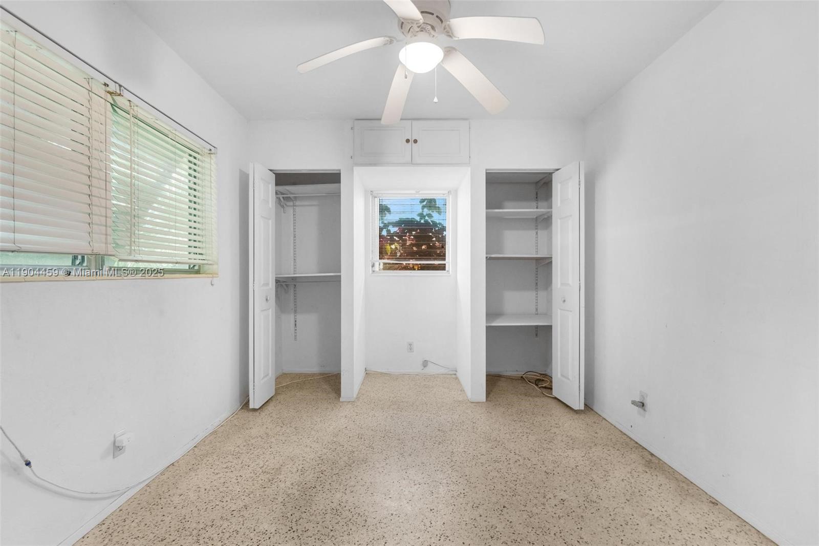 TOD ACRES COUNTRY CLUB SE - Residential