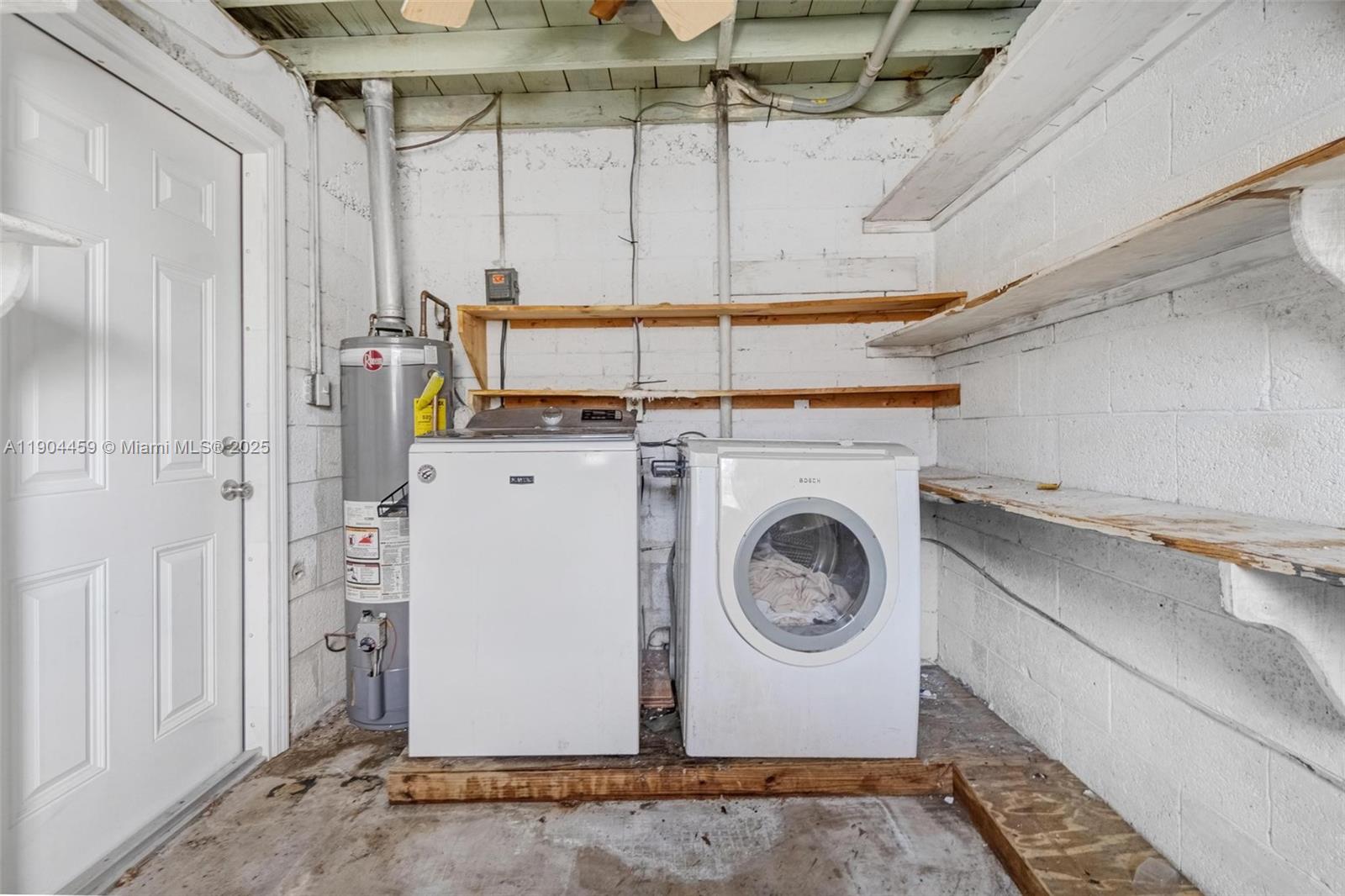 TOD ACRES COUNTRY CLUB SE - Residential