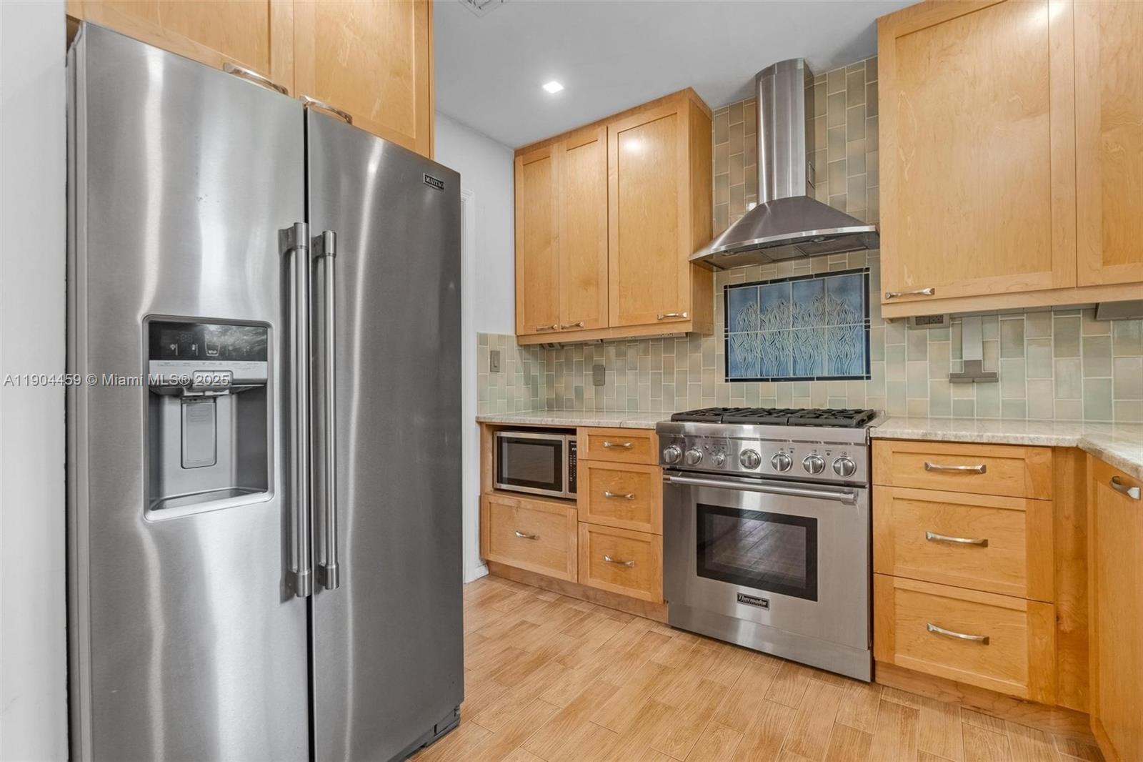 TOD ACRES COUNTRY CLUB SE - Residential