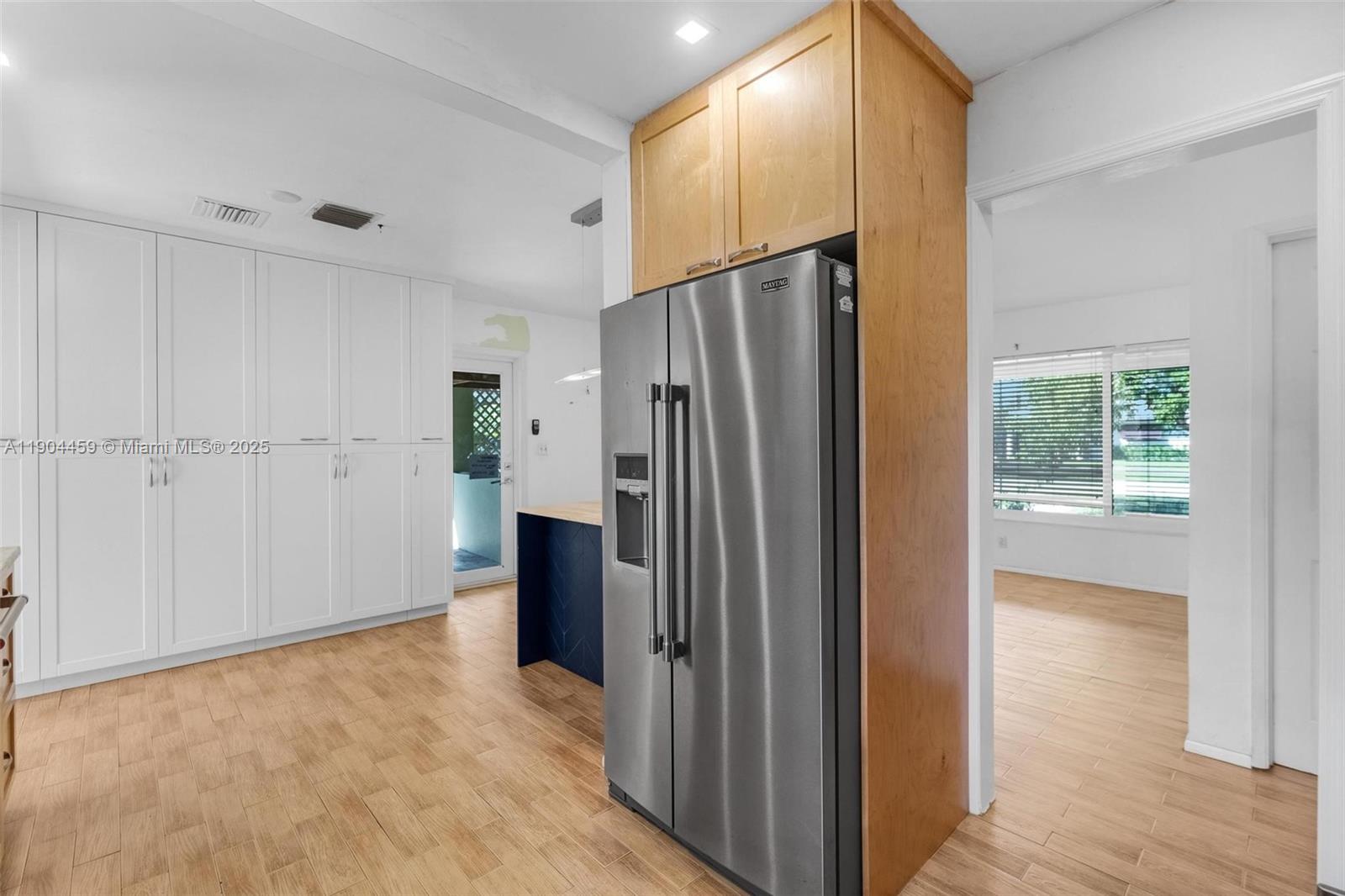 TOD ACRES COUNTRY CLUB SE - Residential