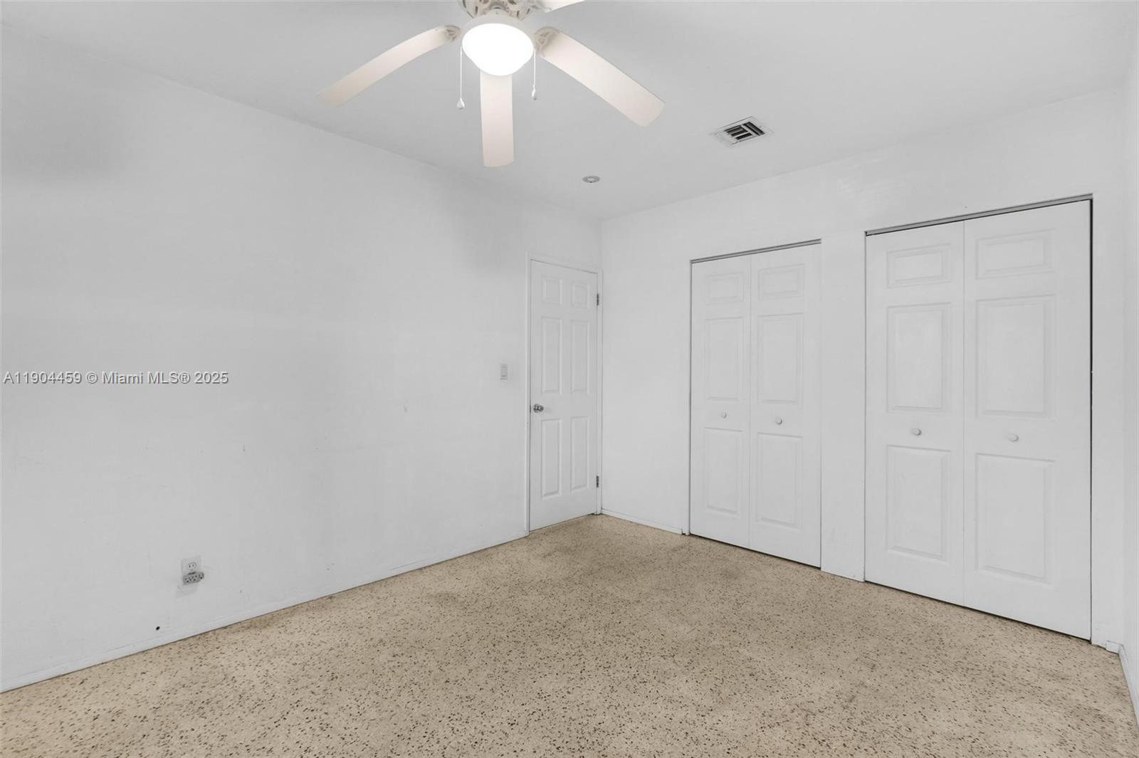 TOD ACRES COUNTRY CLUB SE - Residential