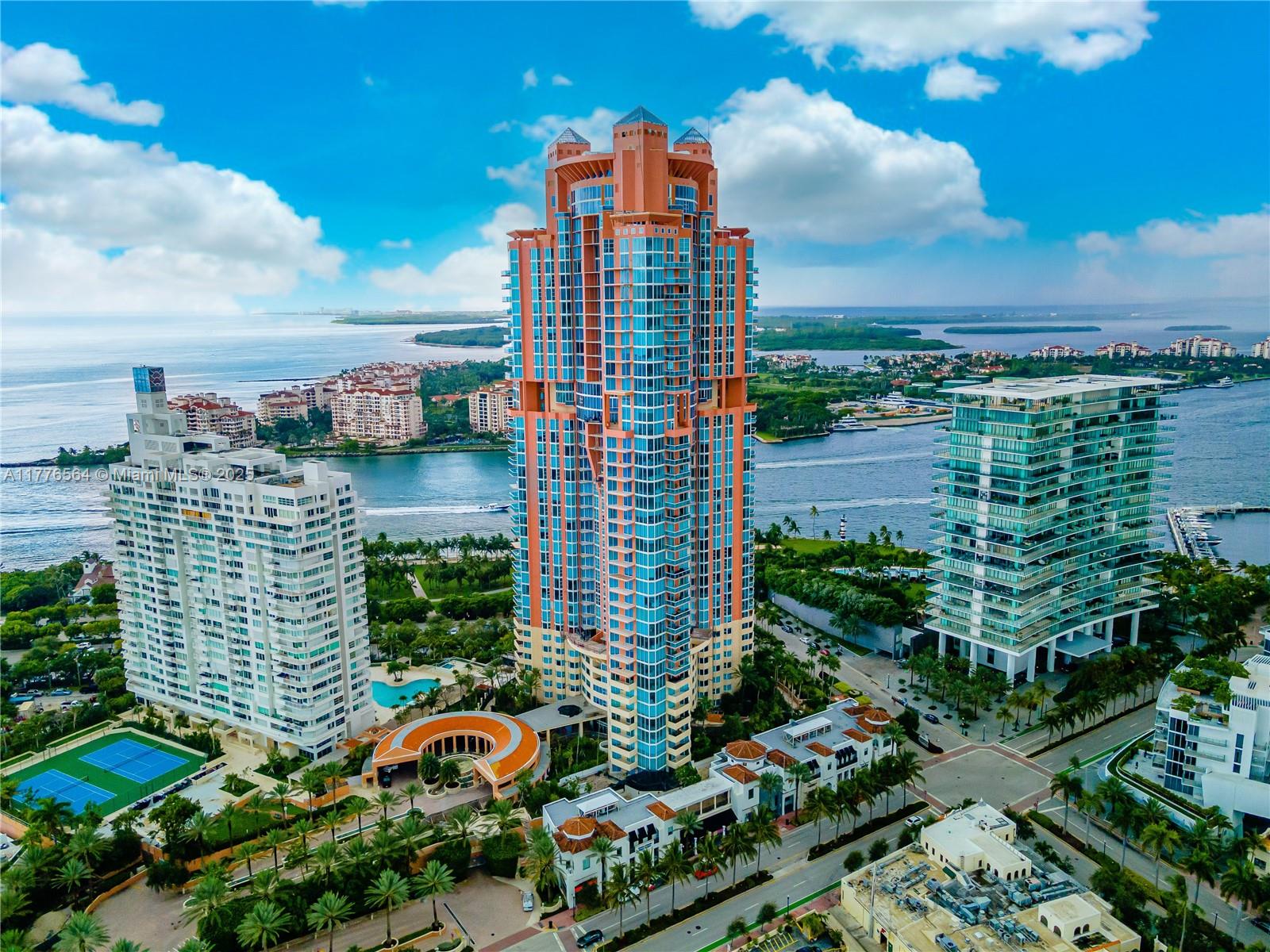 400 S Pointe Dr 702