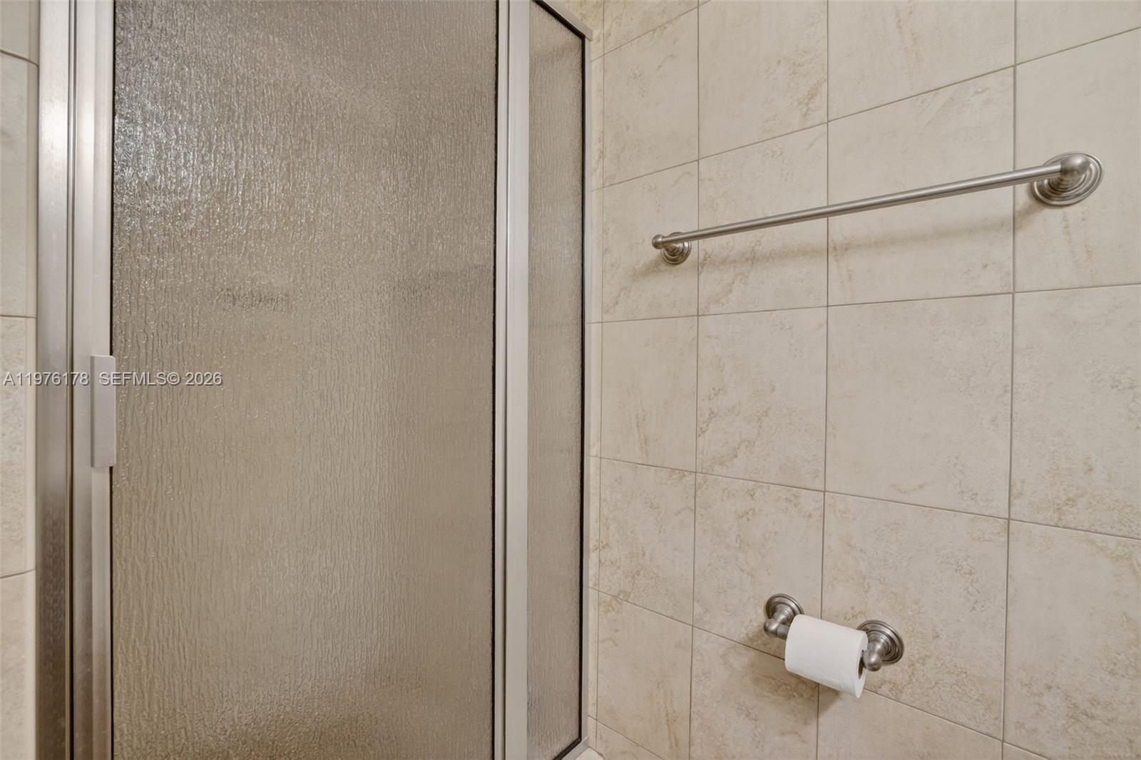 OASIS-NURMI ISLE CO-OP - Residential Lease