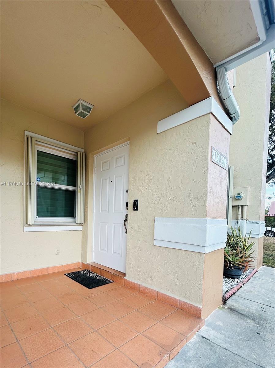 KENDALE LAKES NORTH SEC 9 - Residential