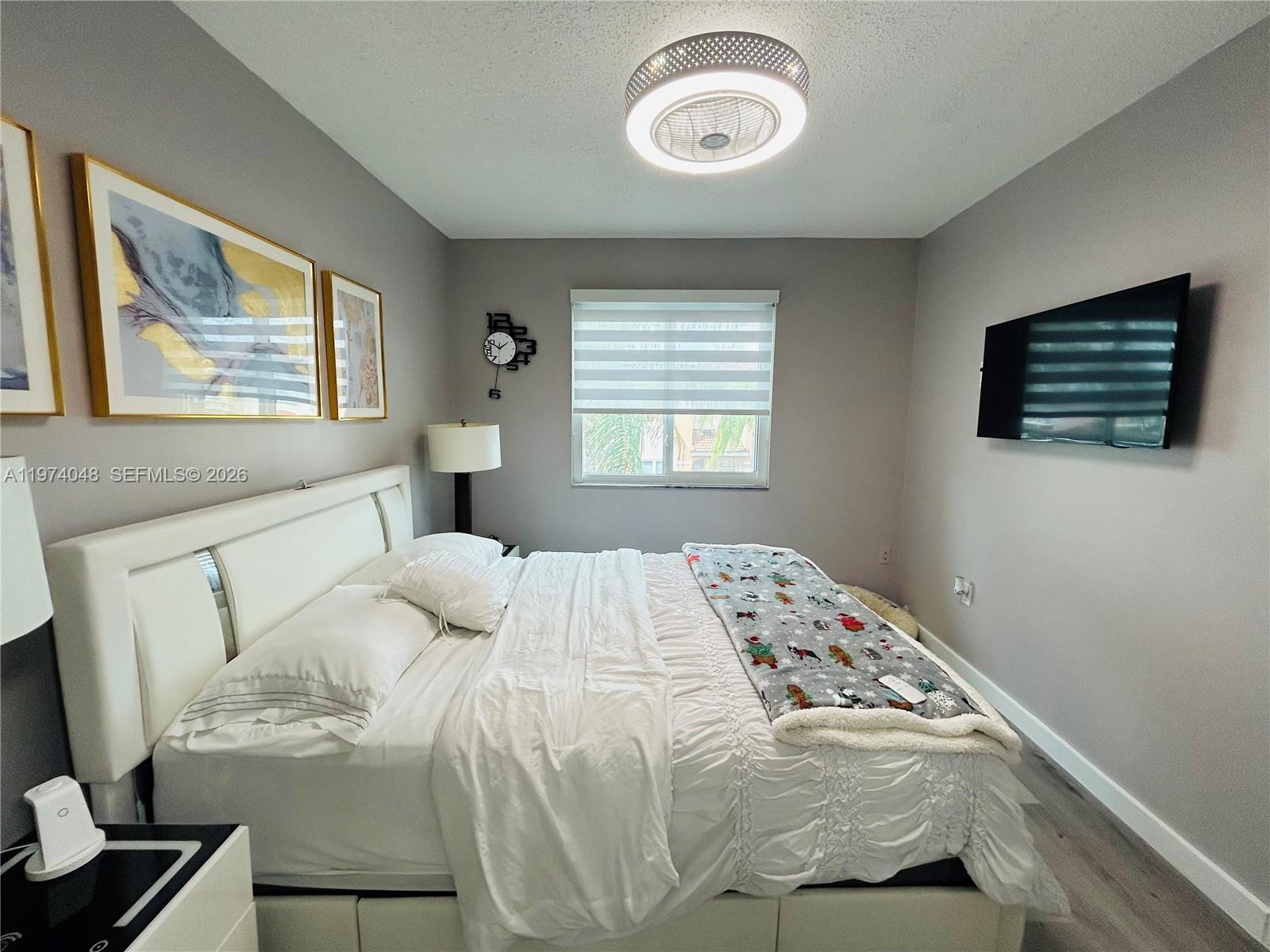 KENDALE LAKES NORTH SEC 9 - Residential