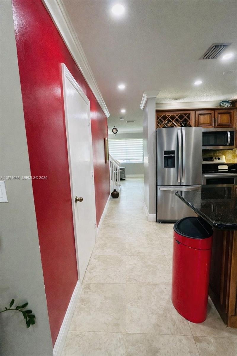 KENDALE LAKES NORTH SEC 9 - Residential