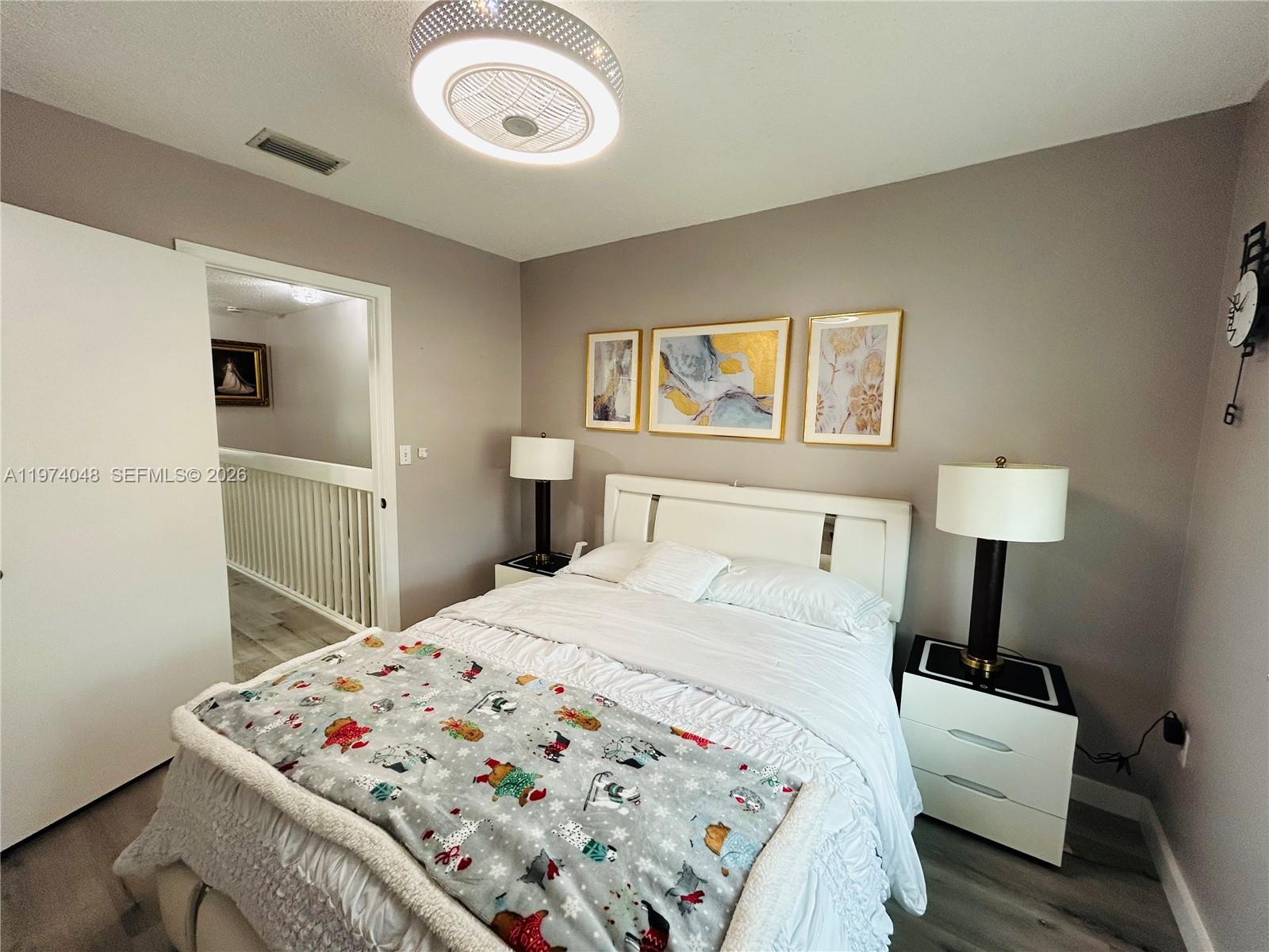 KENDALE LAKES NORTH SEC 9 - Residential