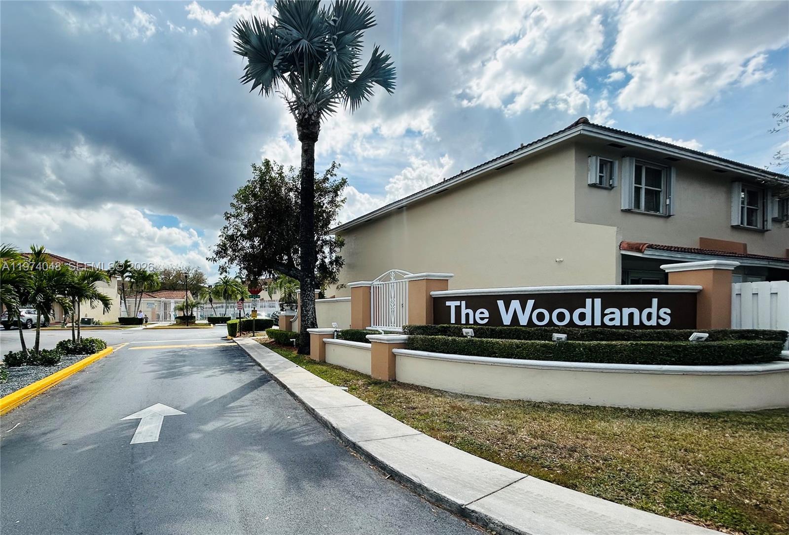 KENDALE LAKES NORTH SEC 9 - Residential