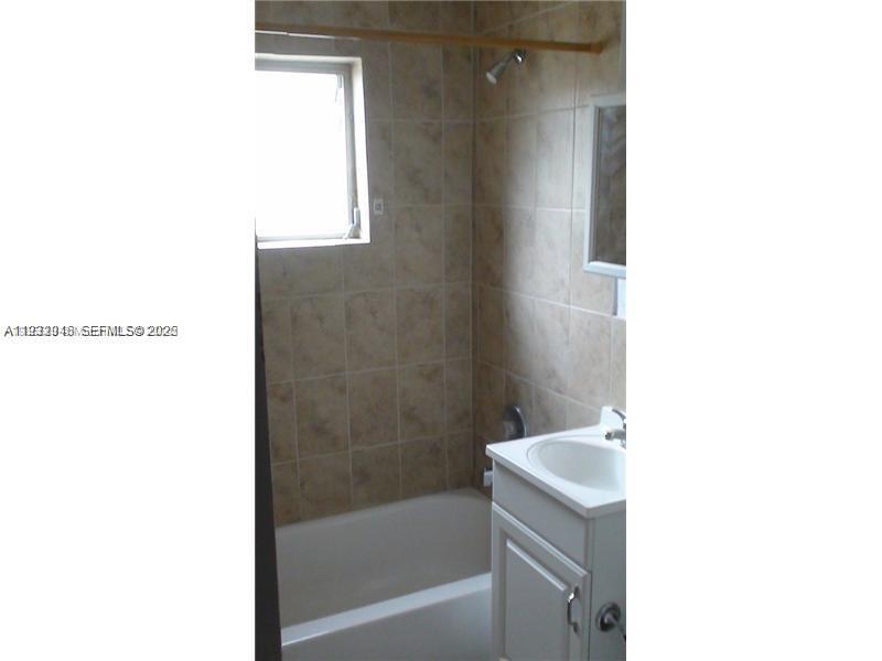 THE DOVE CONDO - Residential Lease