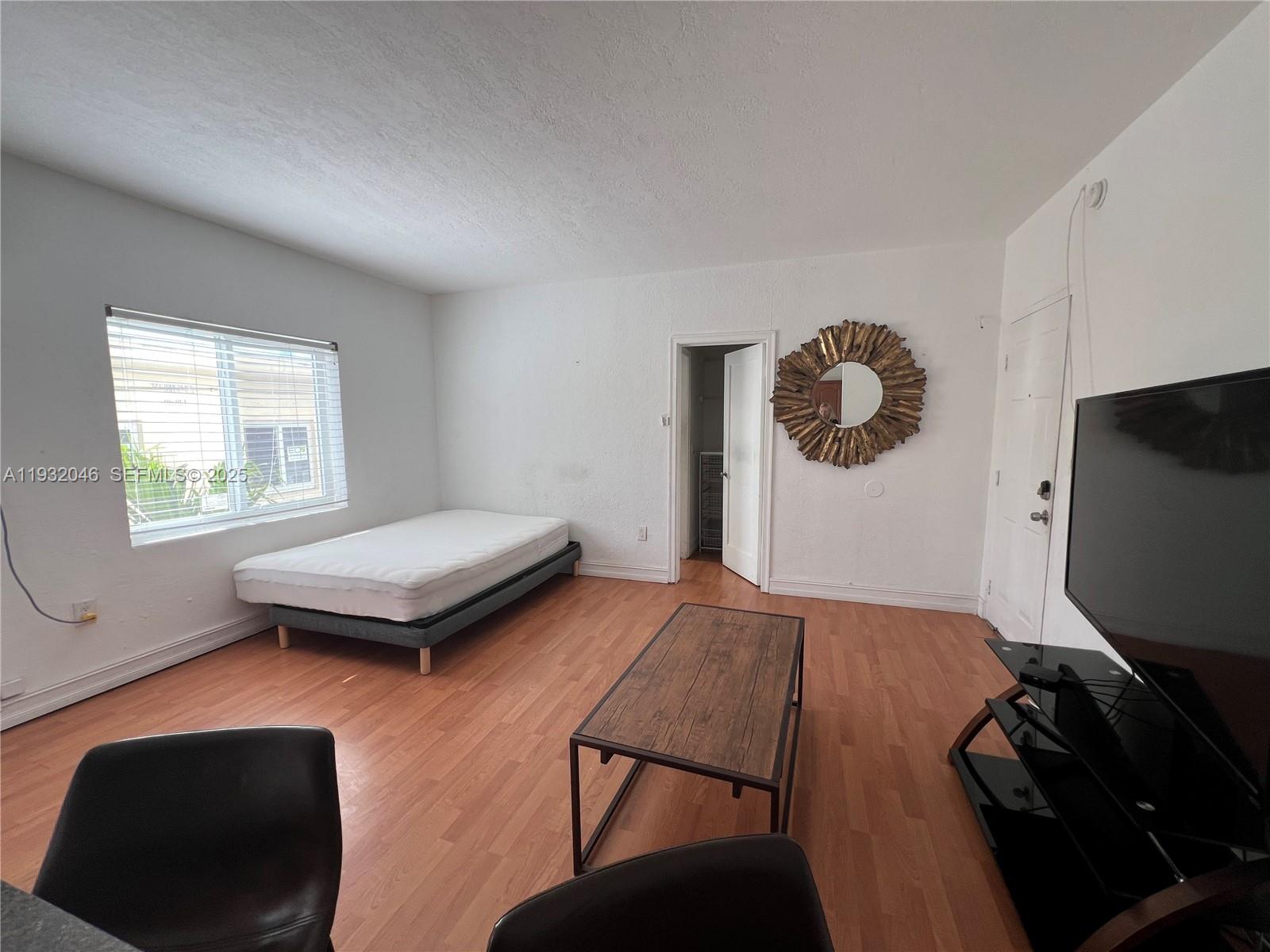 THE DOVE CONDO - Residential Lease