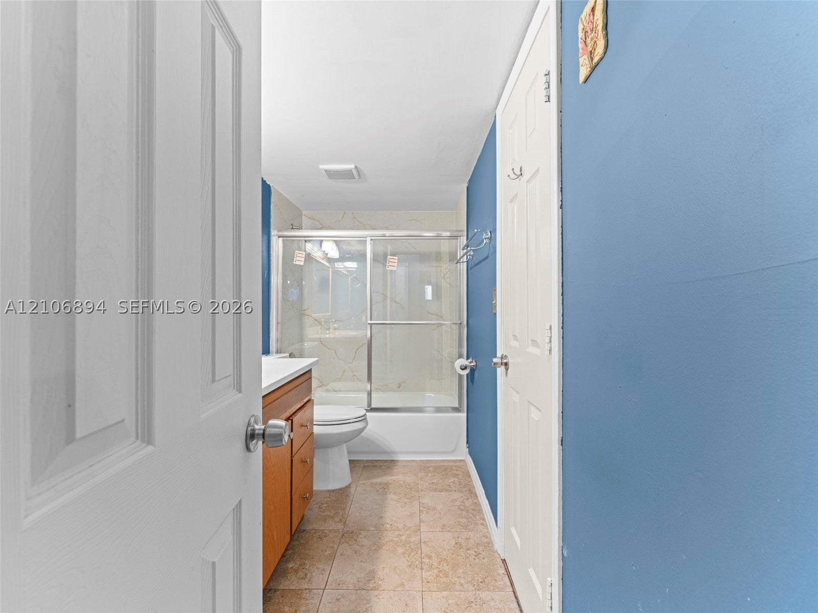 7401 W Sunrise Blvd B1