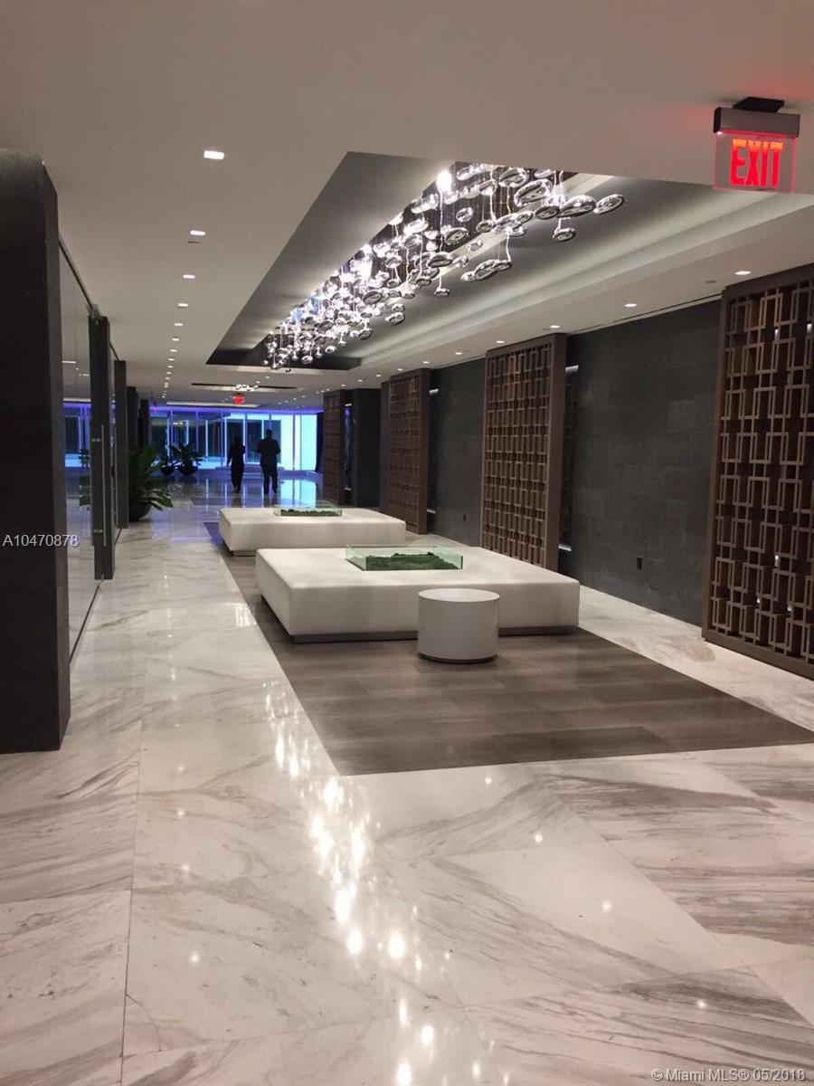 400 SUNNY ISLES CONDO EAS - Residential Lease