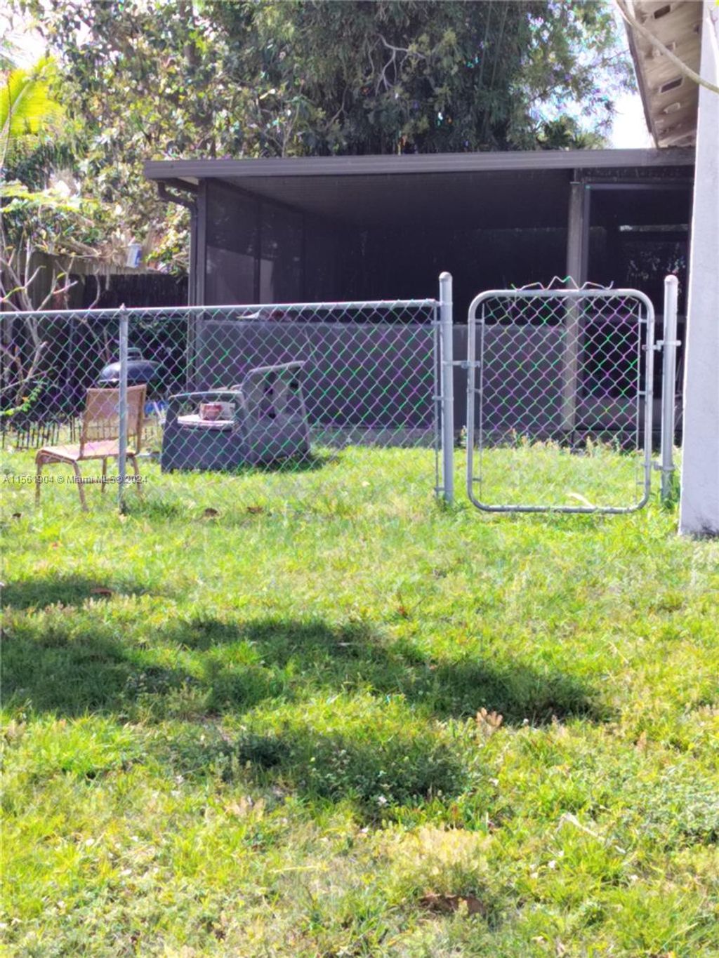 Photo of 213 Woodbridge Dr, Jupiter, FL 33458 (MLS # A11561904)