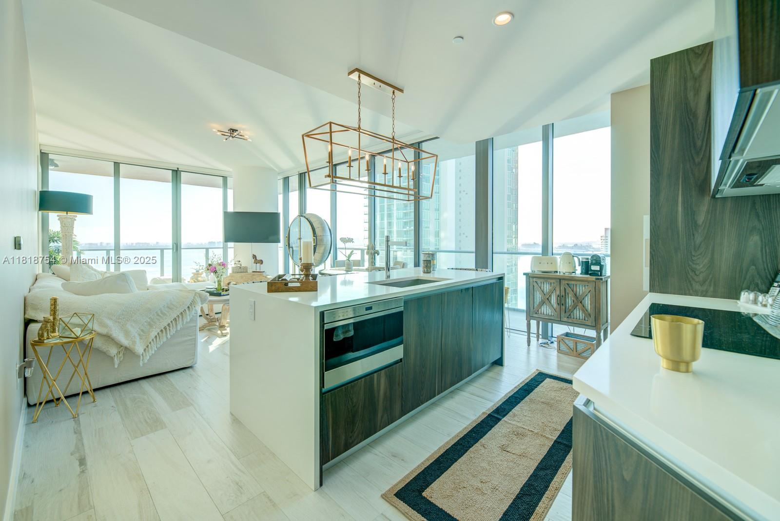 GRAN PARAISO CONDO - Residential Lease