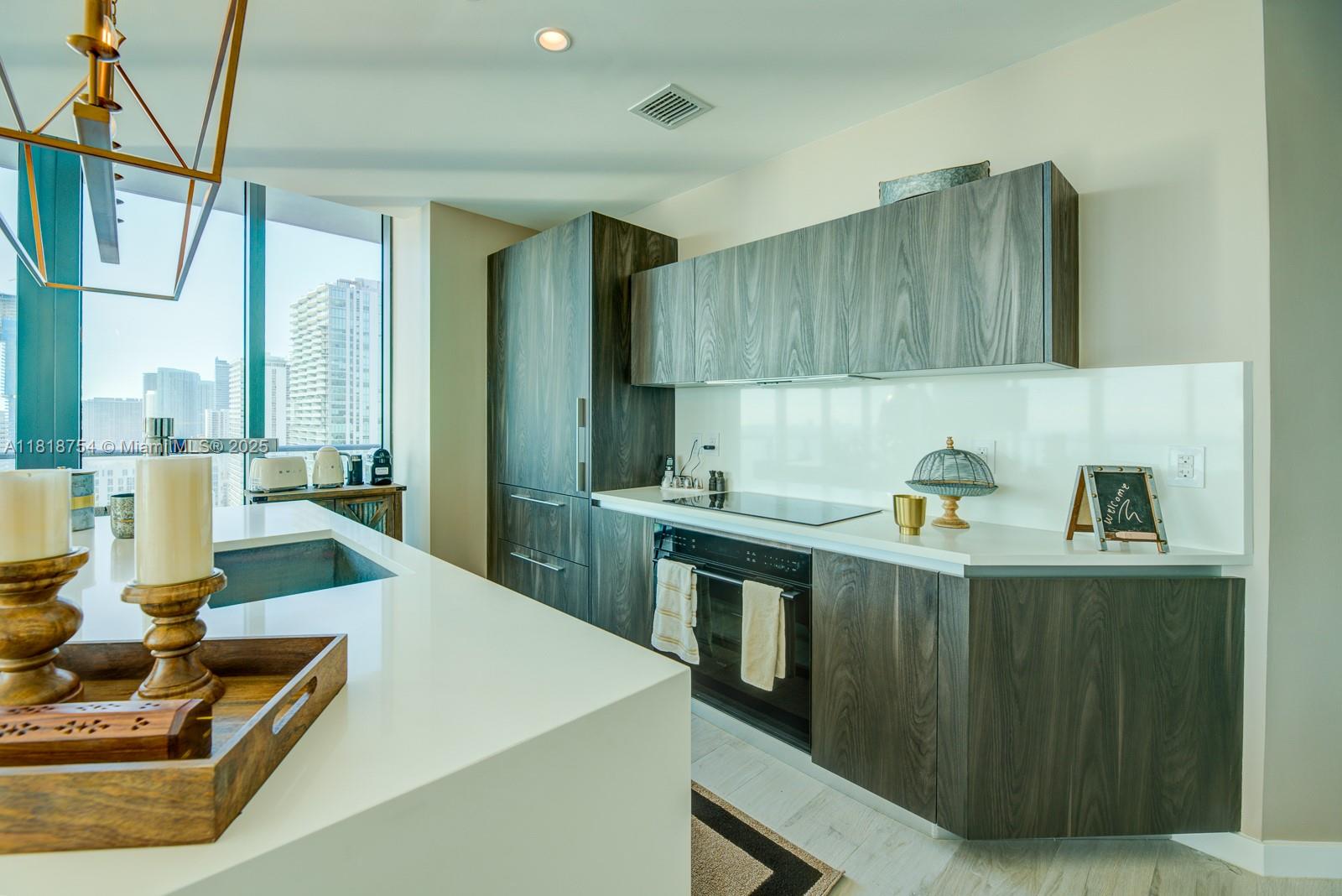 GRAN PARAISO CONDO - Residential Lease