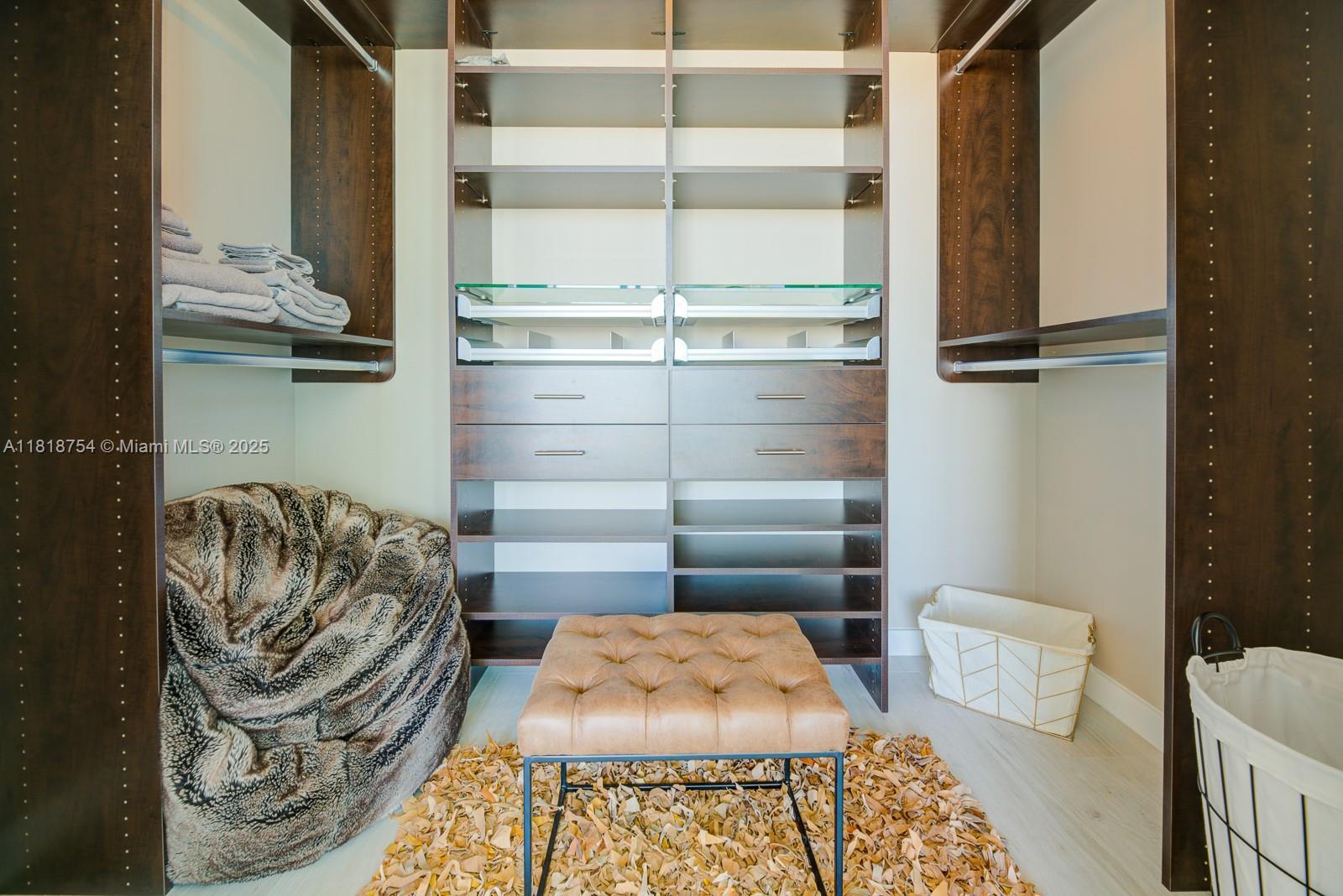 GRAN PARAISO CONDO - Residential Lease