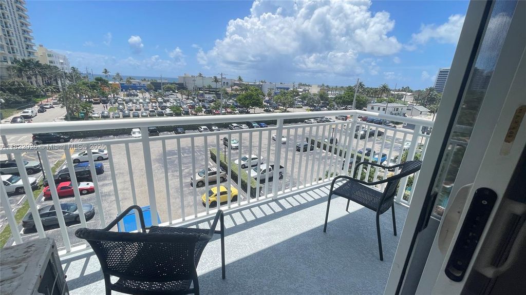 Photo of 200 S Birch Rd #515, Fort Lauderdale, FL 33316 (MLS # A11822026)