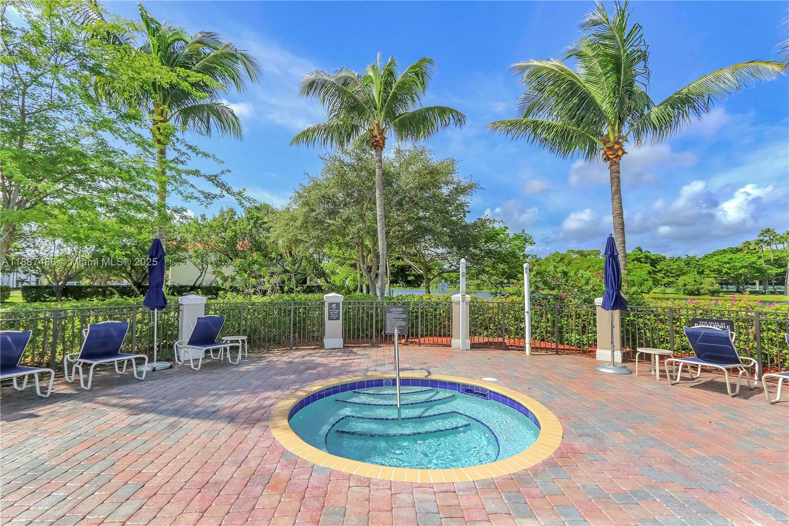 THE COURTS AT BAYSHORE II - Residential