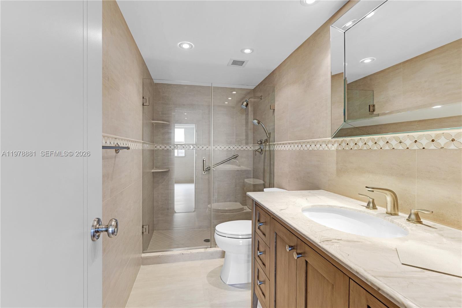 HEMISPHERES CONDO - Residential