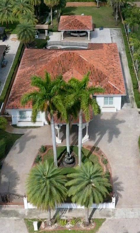 Property for Sale at 13411 Sw 36th St, Miami, Broward County, Florida - Bedrooms: 6 
Bathrooms: 6  - $2,600,000