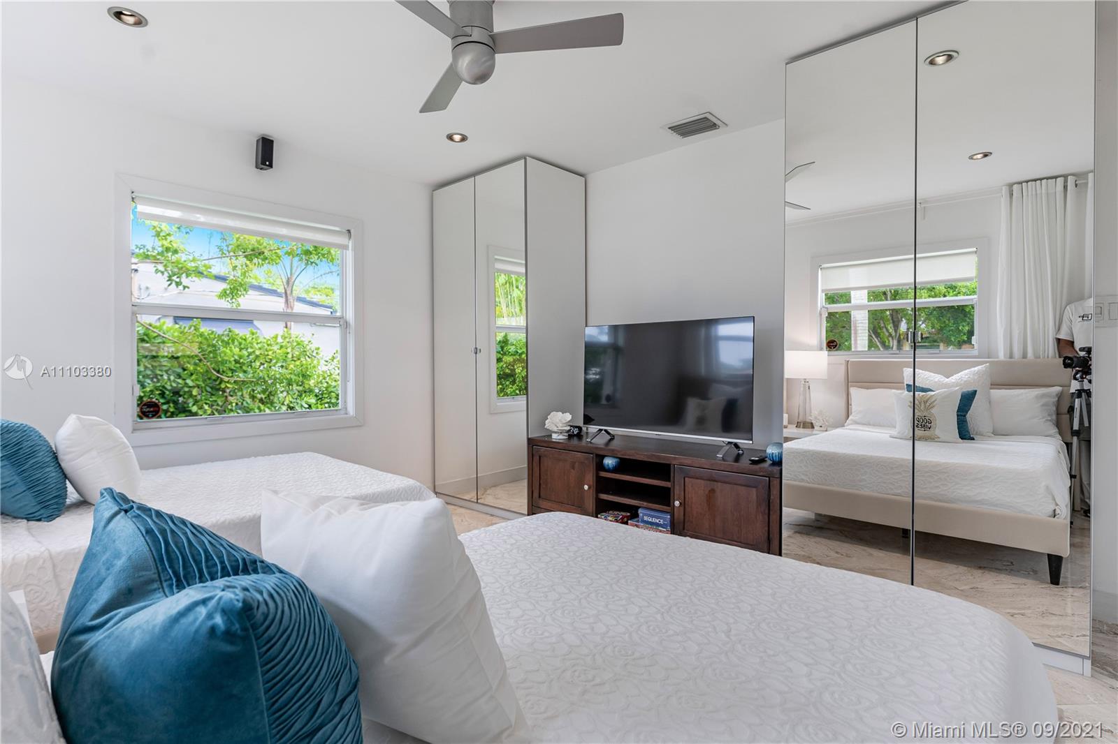 SUNSET TRAILS NO 4 - Residential Lease