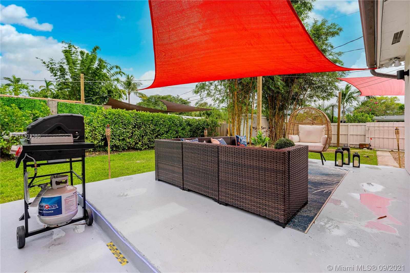 SUNSET TRAILS NO 4 - Residential Lease