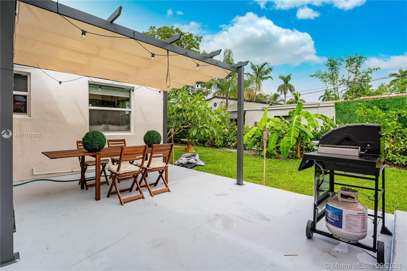 SUNSET TRAILS NO 4 - Residential Lease