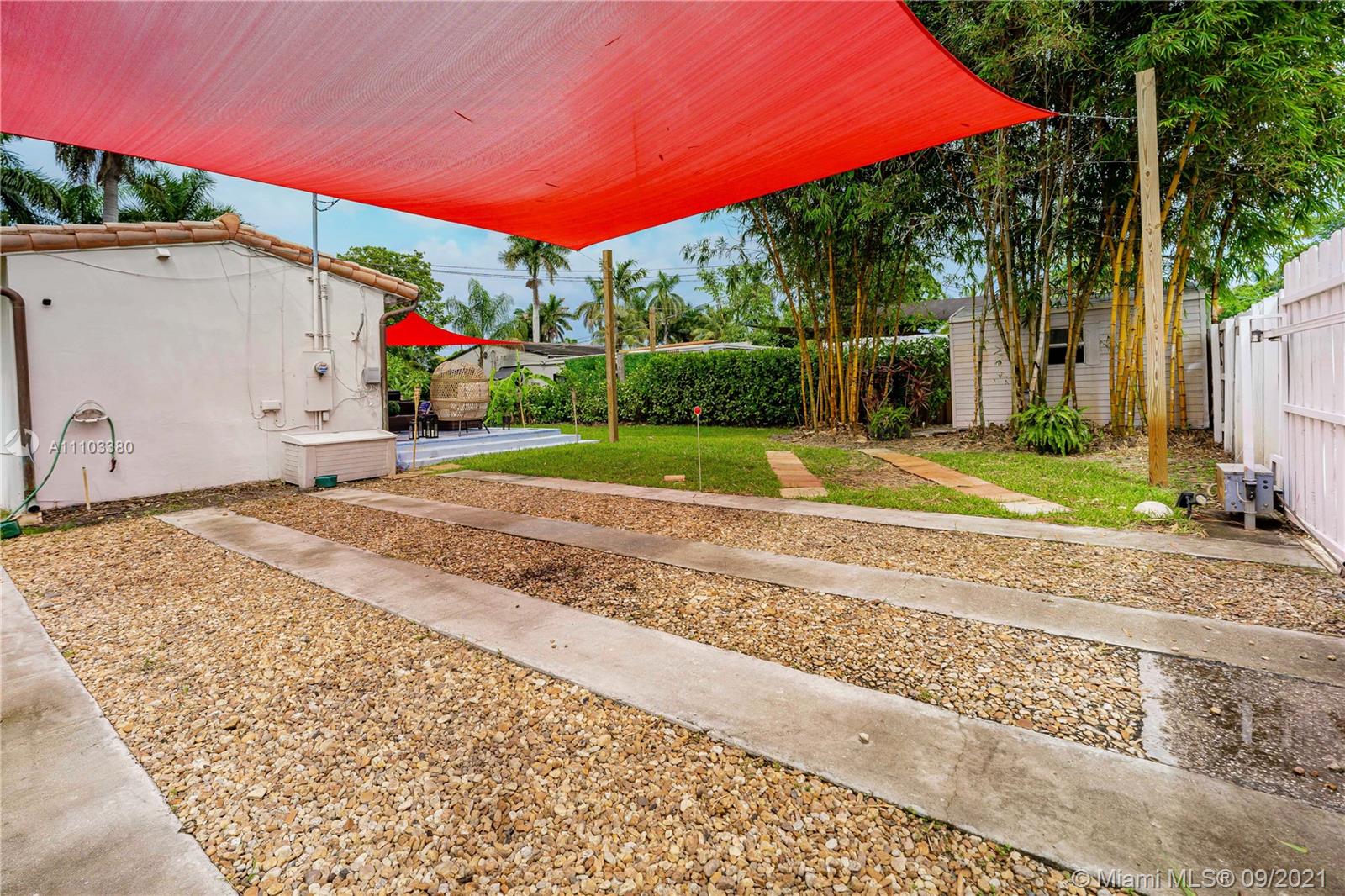 SUNSET TRAILS NO 4 - Residential Lease