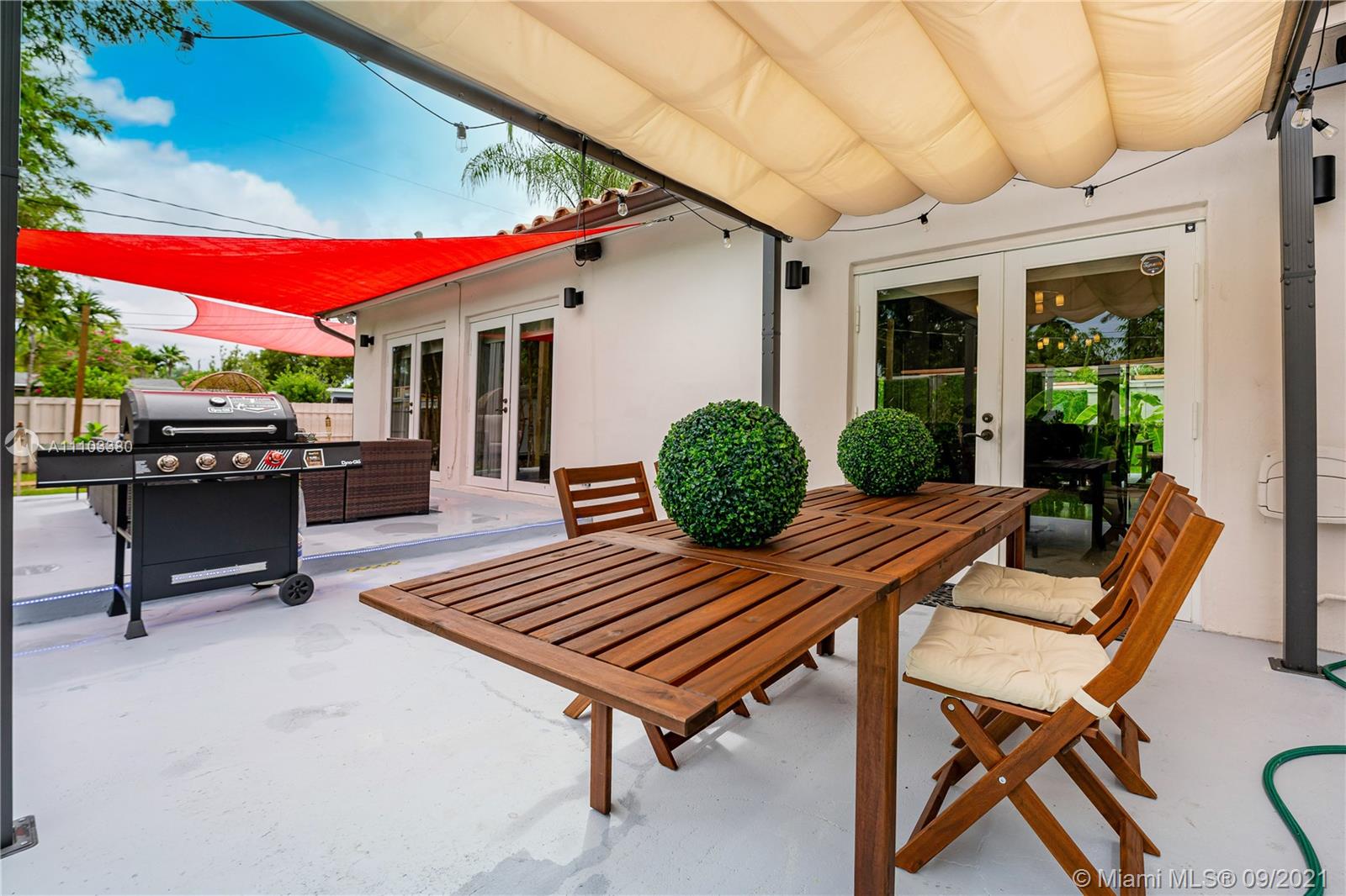 SUNSET TRAILS NO 4 - Residential Lease