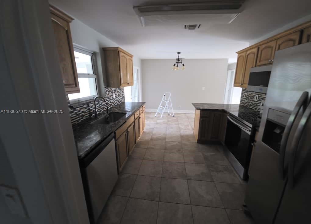 PALM BEACH CABANA COLONY - Residential Lease
