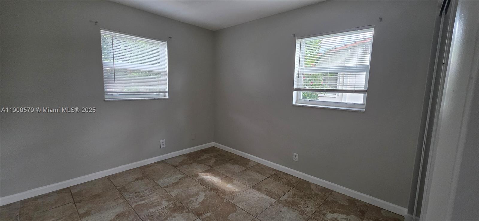 PALM BEACH CABANA COLONY - Residential Lease
