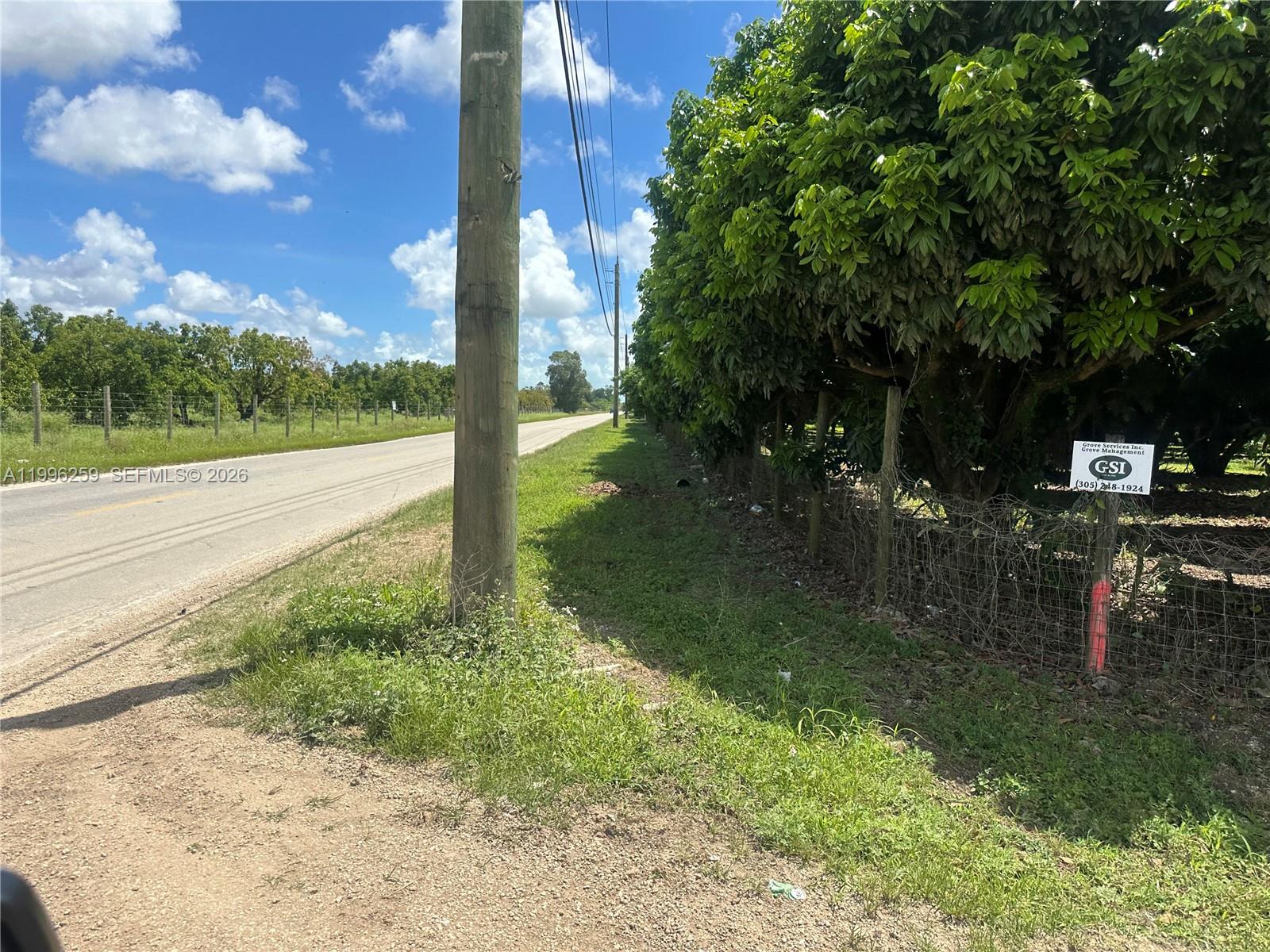 FLORIDA CITY PINES - Land