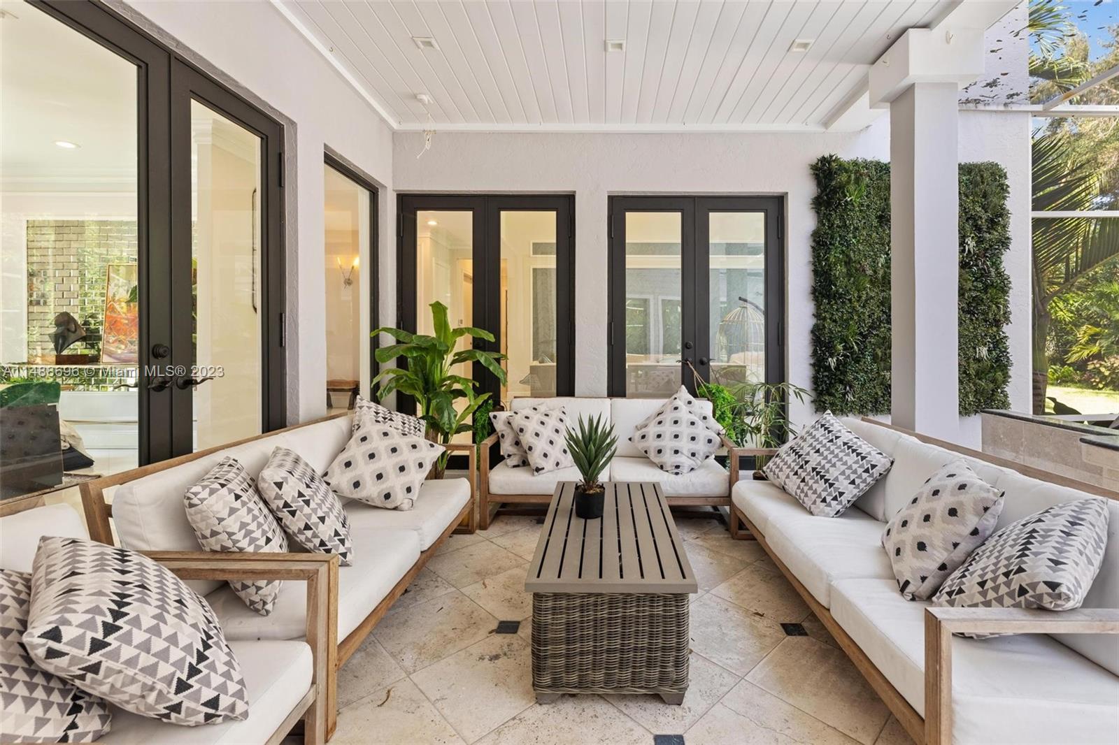 Coconut Grove Park - Residential